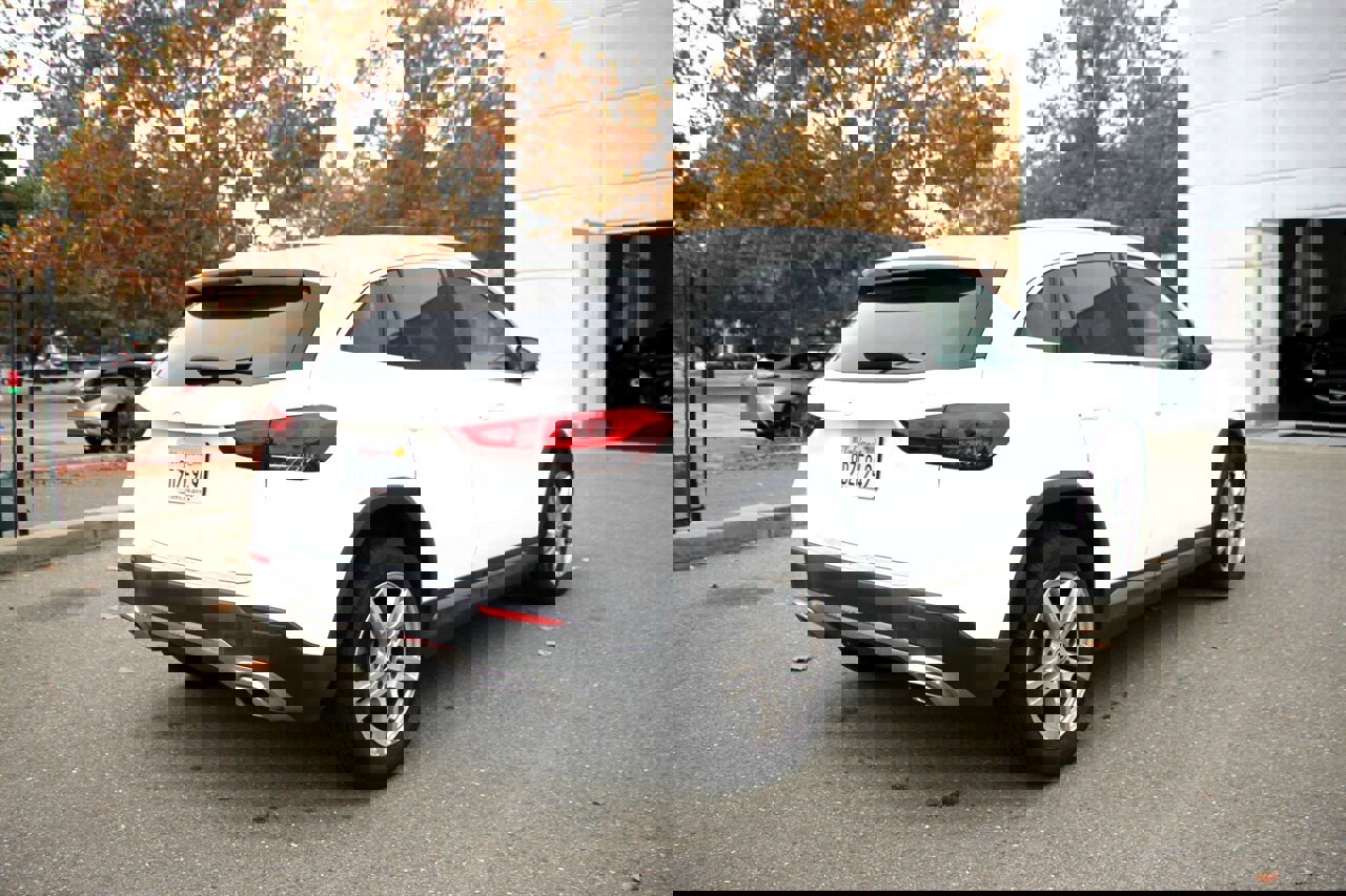 Used 2023 Mercedes-Benz GLA 250 4MATIC image 8