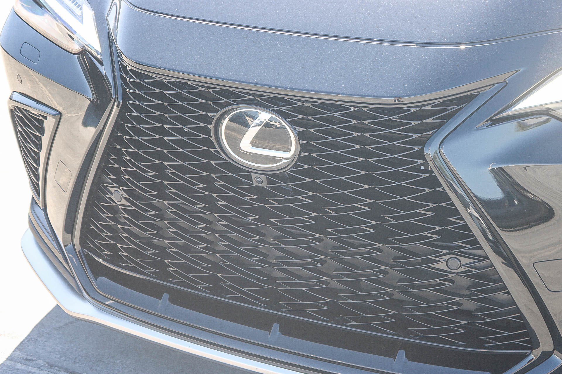 Used 2025 Lexus NX 450h+ F Sport w/ Towing Package (2000 Lbs) AWD/4WD image 6