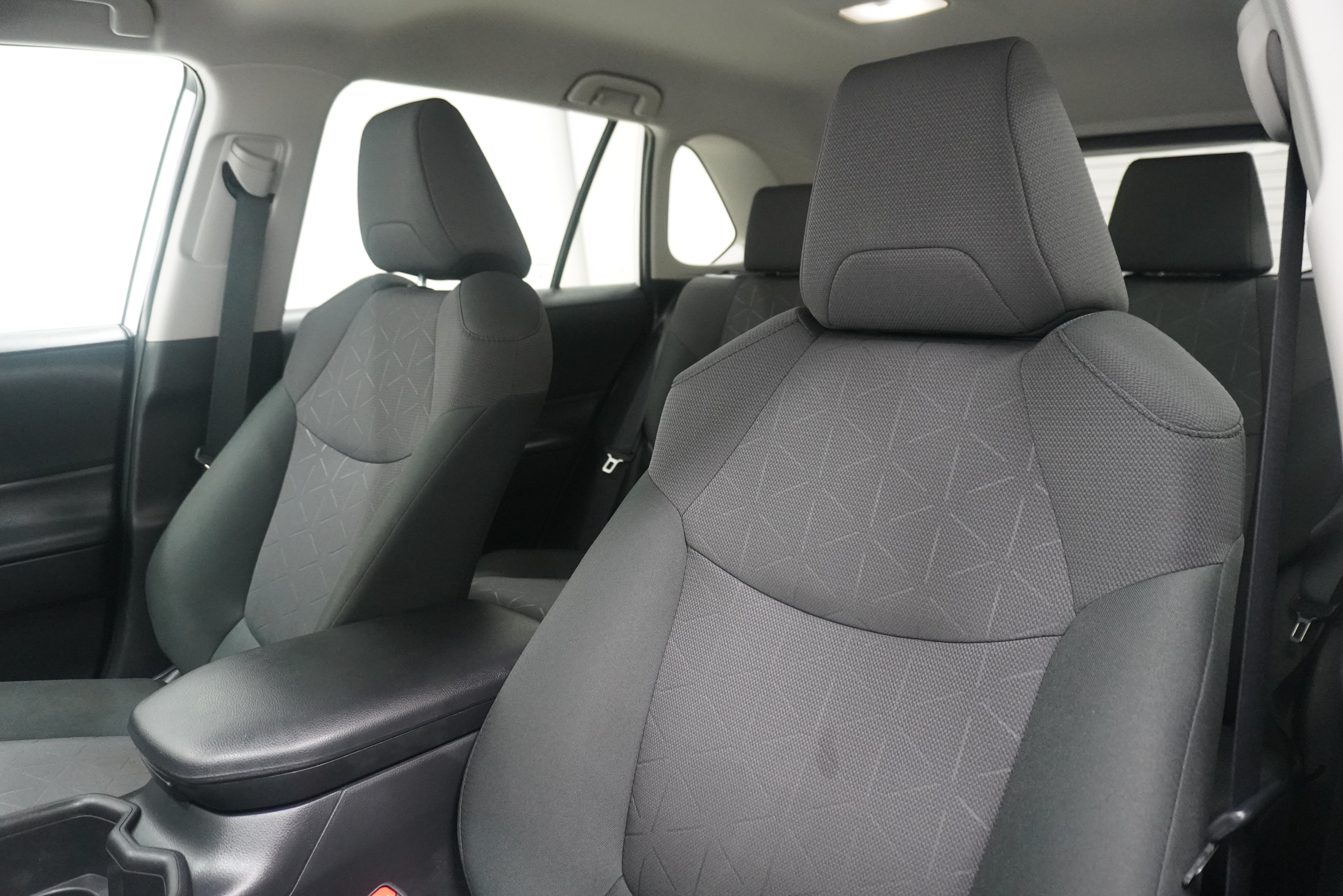 Used 2023 Toyota RAV4 XLE w/ XLE Grade Weather Package AWD/4WD image 11