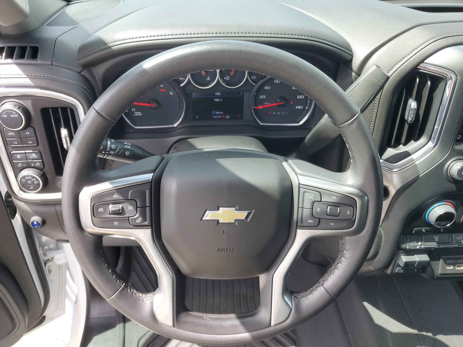 Used 2022 Chevrolet Silverado 3500 LTZ AWD/4WD image 19