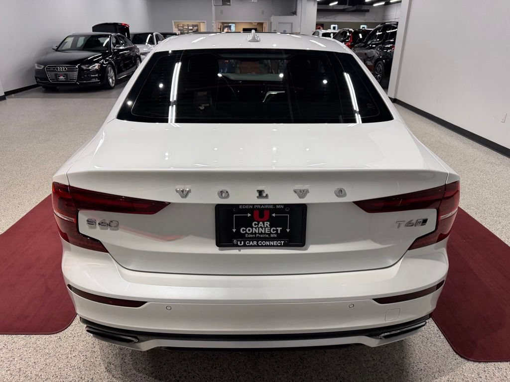 Used 2019 Volvo S60 T6 R-Design AWD/4WD image 16