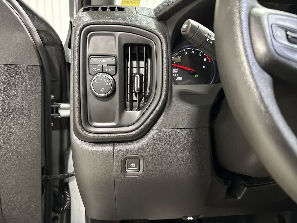 Used 2024 Chevrolet Silverado 1500 Custom RWD image 18