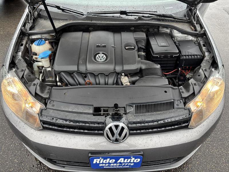 Used 2010 Volkswagen Golf 2-Door image 20