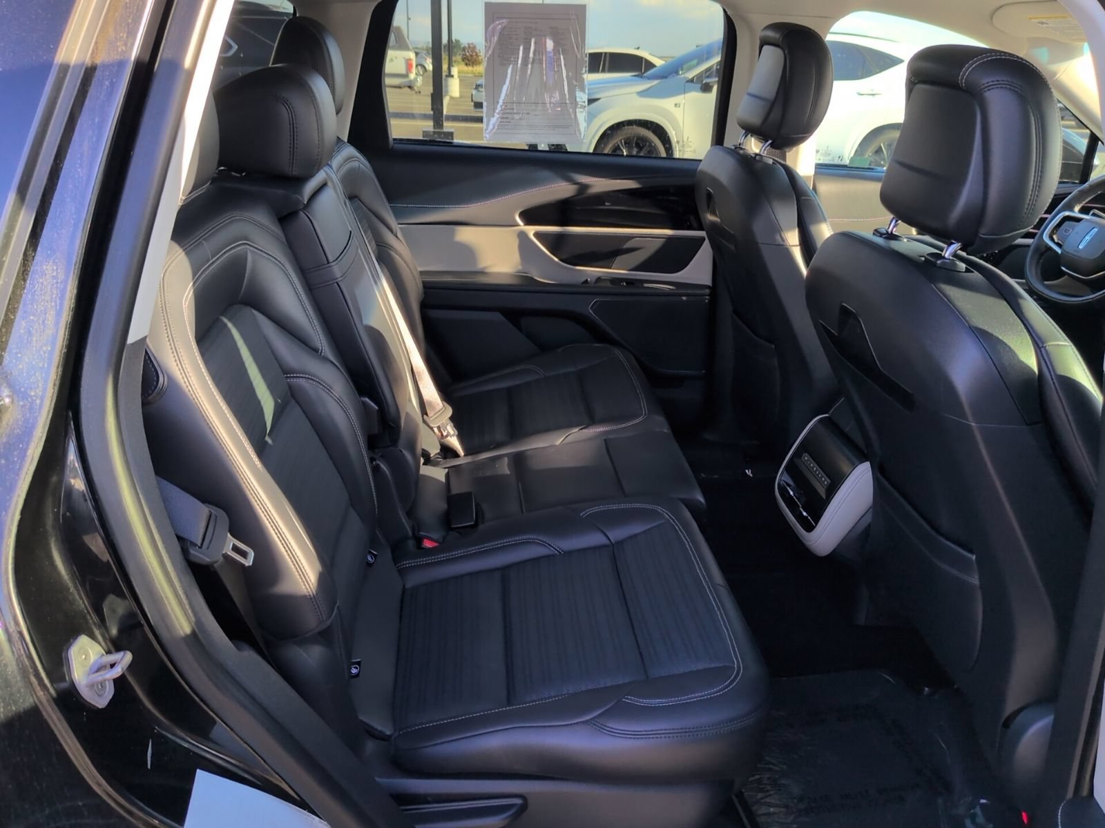 Used 2024 Lincoln Nautilus Reserve AWD/4WD image 13