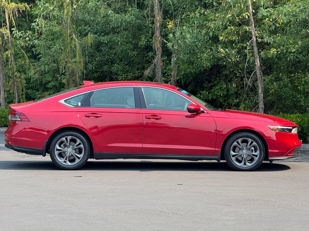 Certified 2023 Honda Accord EX image 34