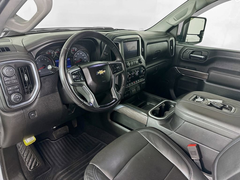Used 2020 Chevrolet Silverado 2500 LTZ w/ LTZ Plus Package image 30