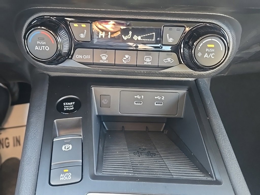 New 2026 Nissan Kicks SV image 18