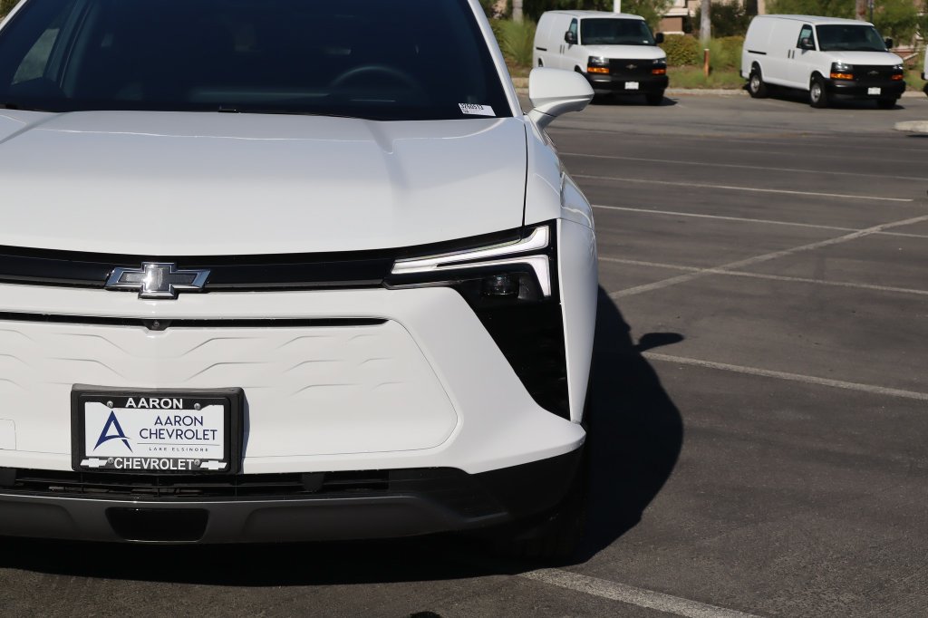 New 2026 Chevrolet Blazer EV LT w/ Midnight/Sport Edition FWD image 8