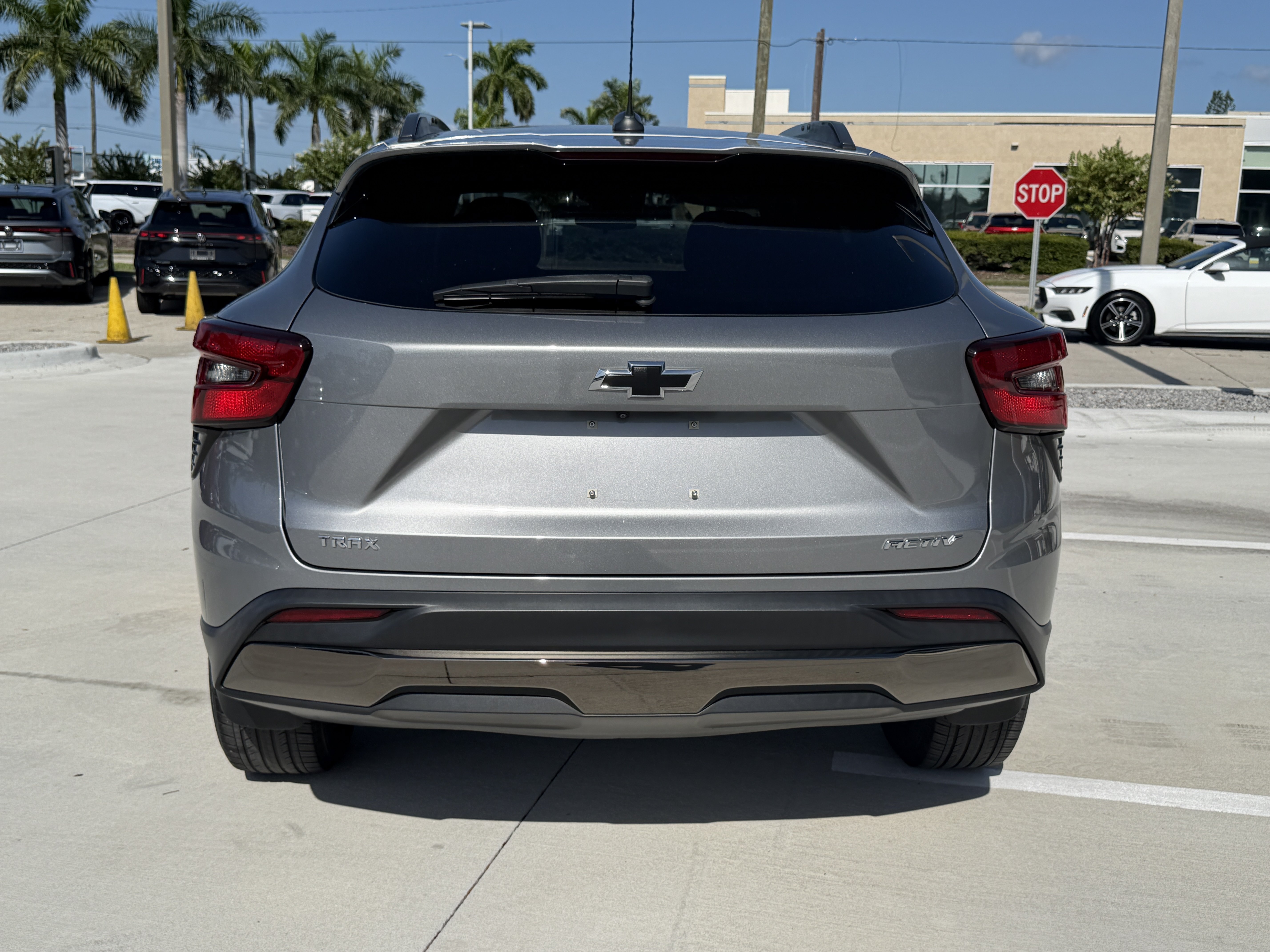 Used 2024 Chevrolet Trax ACTIV w/ Sunroof Package FWD image 4