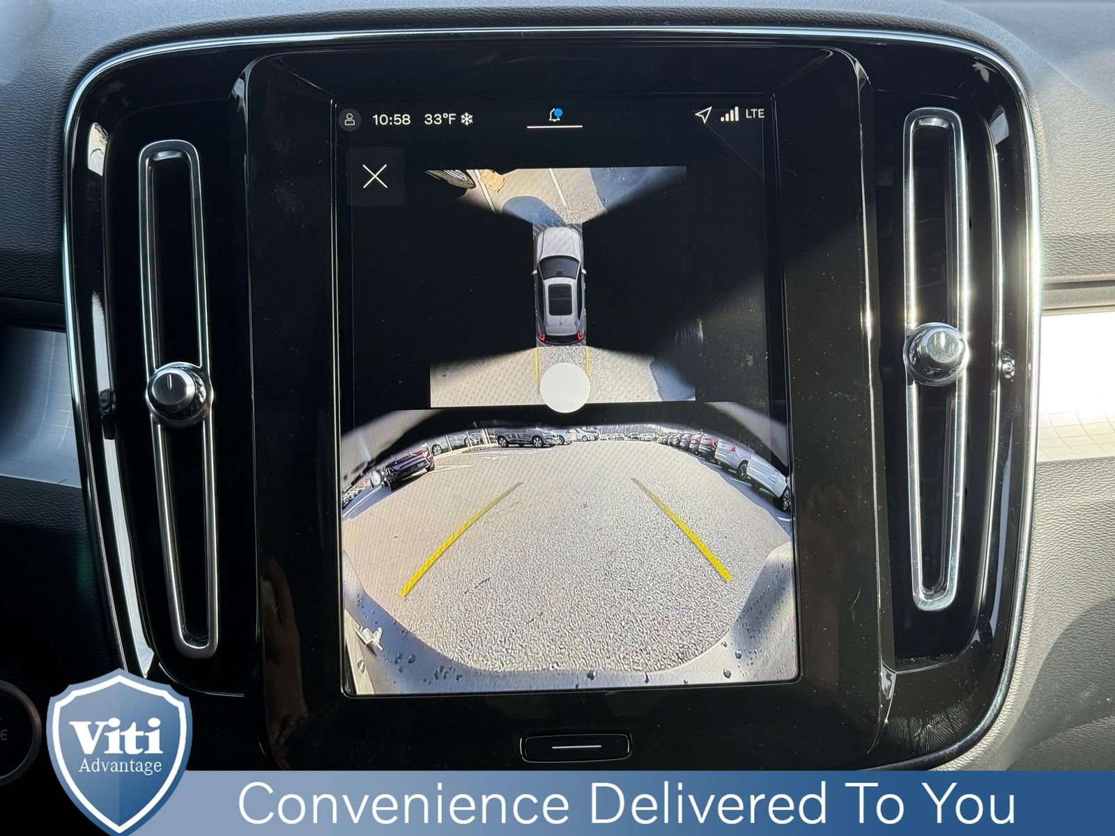 New 2026 Volvo XC40 B5 Ultra w/ Protection Package Premier image 16