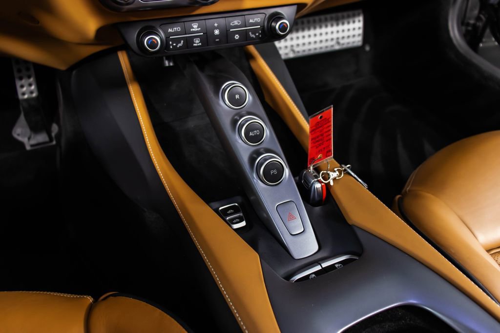 Certified 2019 Ferrari Portofino image 5