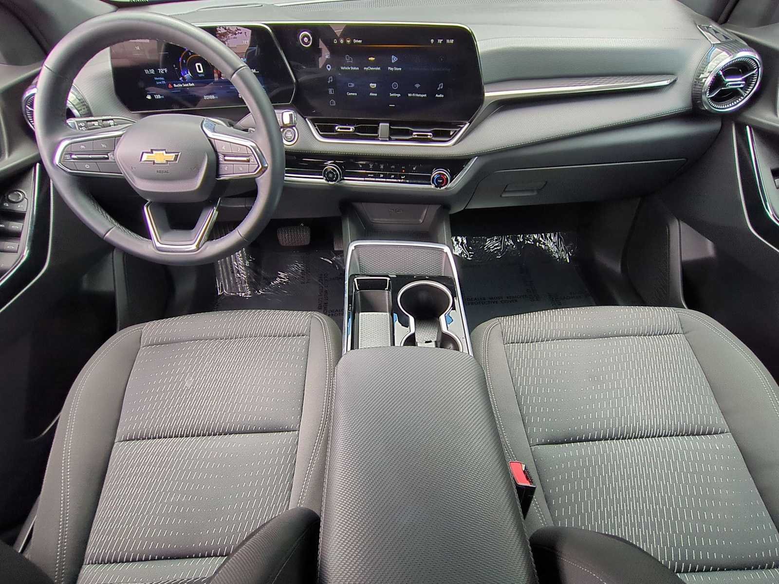 Used 2025 Chevrolet Equinox LT FWD image 13