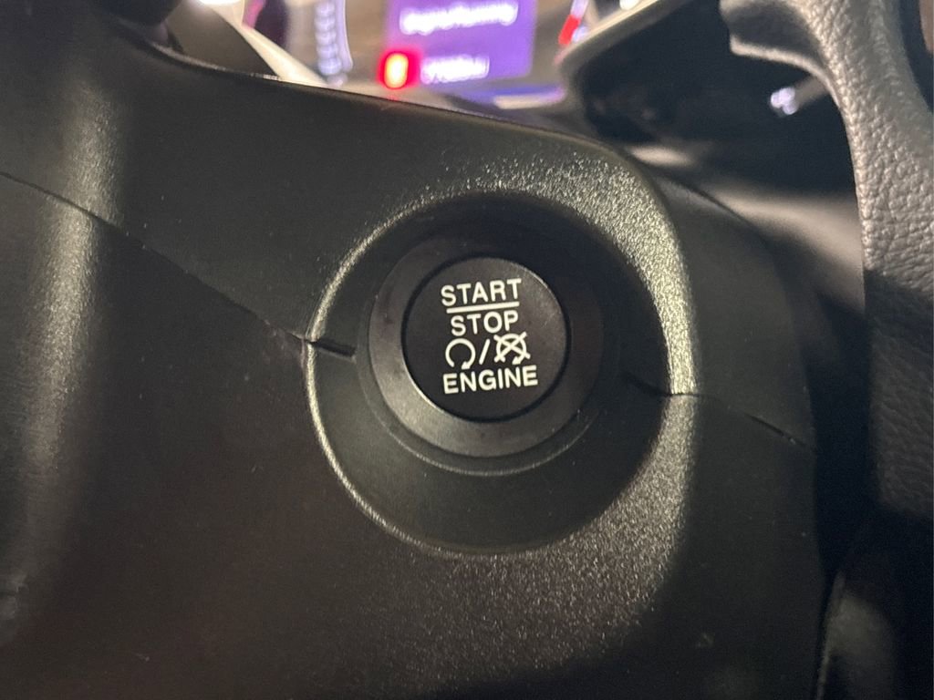 Used 2020 Jeep Compass Latitude image 28