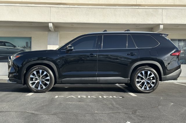 Used 2025 Toyota Grand Highlander AWD Hybrid image 7