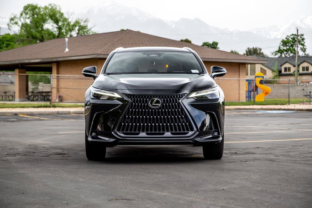 Used 2023 Lexus NX 350h AWD w/ Vision Package image 8