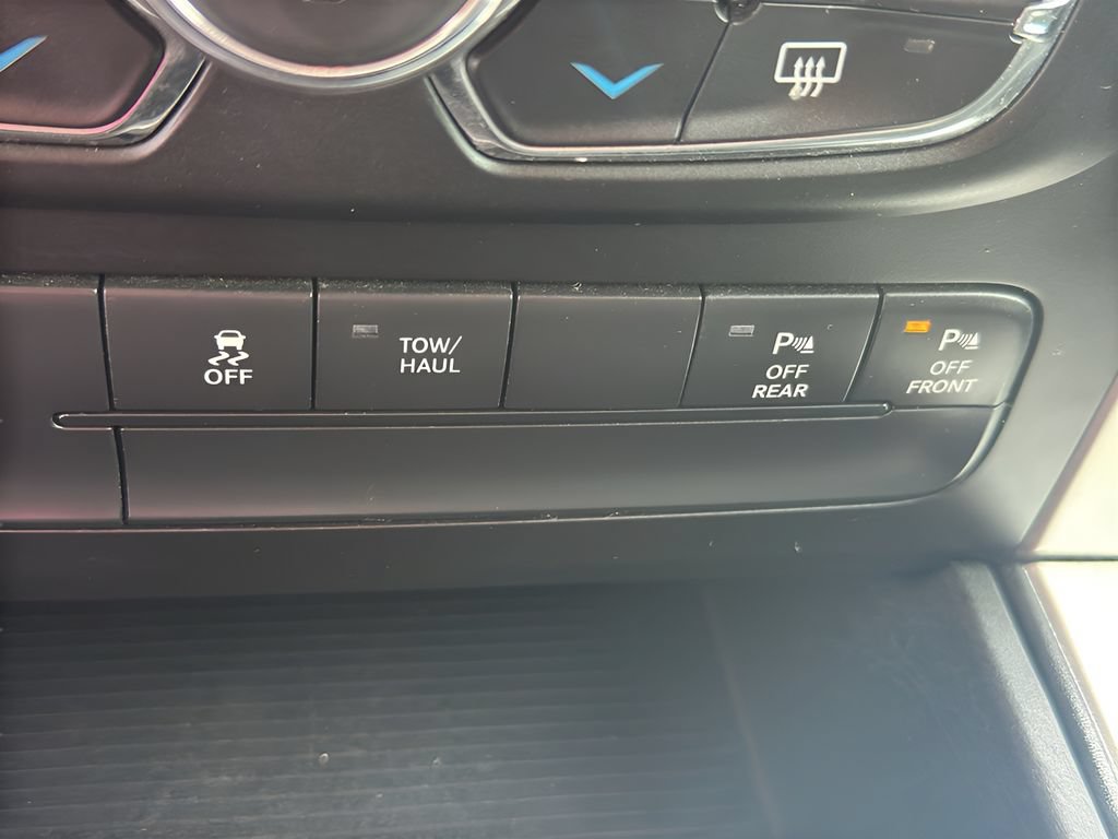 Used 2019 RAM 1500 Classic SLT AWD/4WD image 25