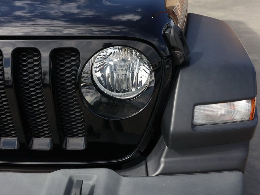 Used 2021 Jeep Wrangler Unlimited Islander image 9