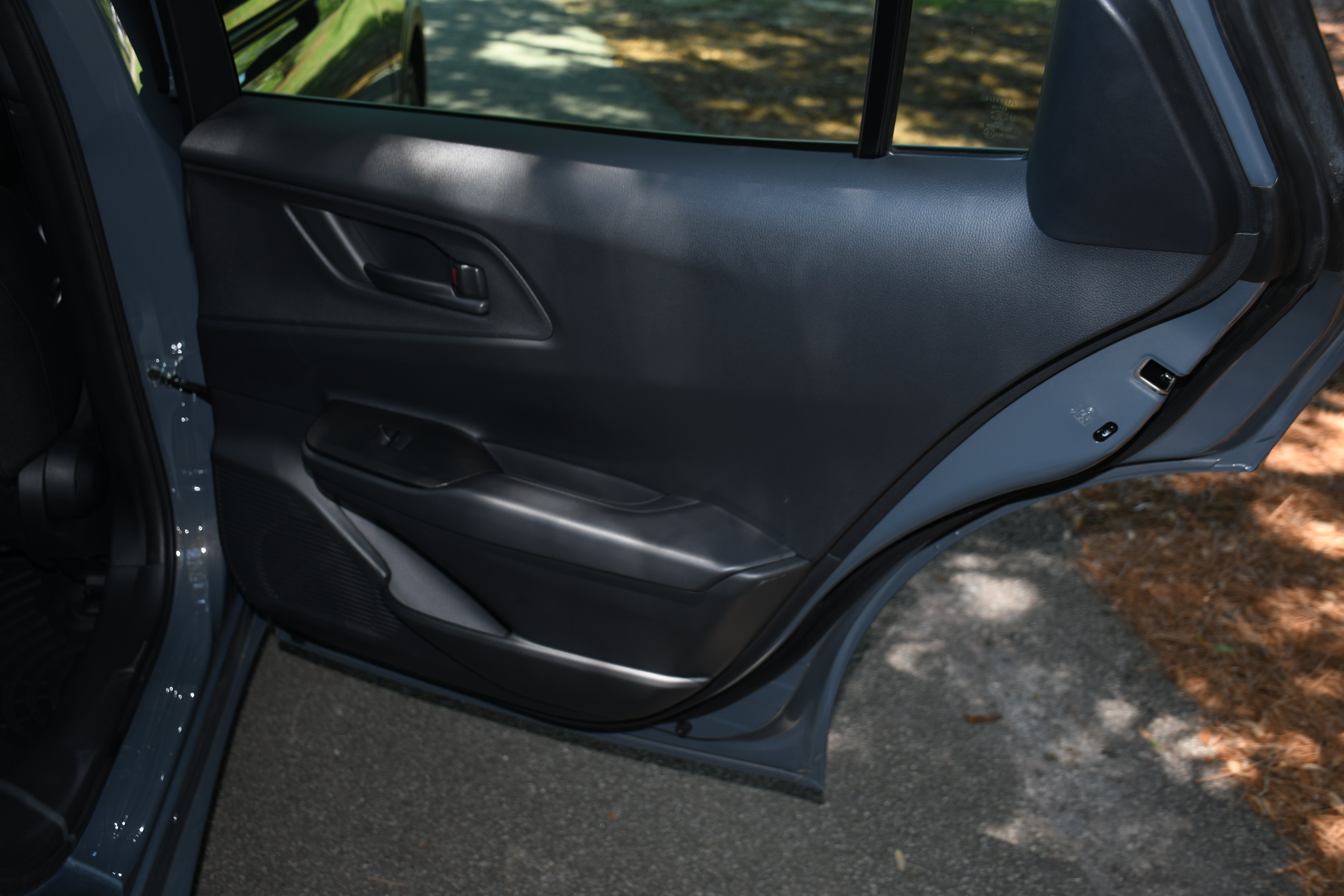 Certified 2026 Toyota Prius Plug-In Hybrid FWD image 18