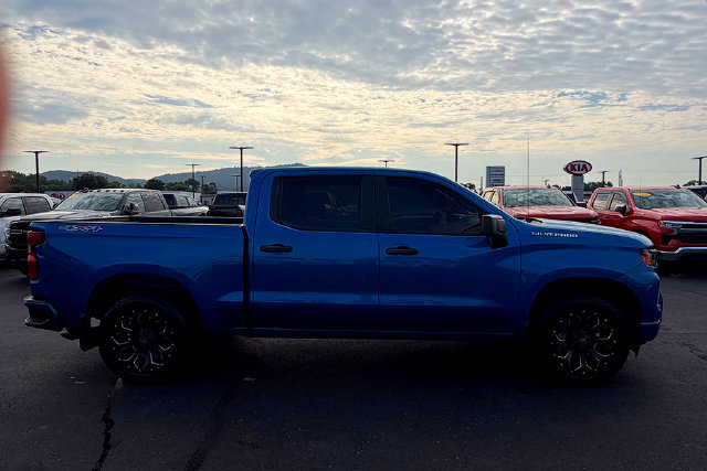 Used 2022 Chevrolet Silverado 1500 Custom AWD/4WD image 28