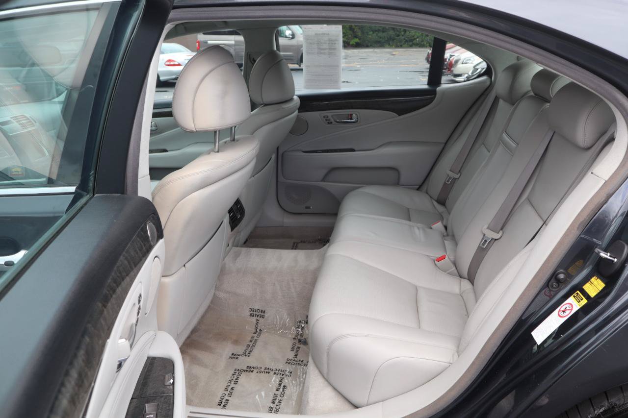Used 2007 Lexus LS 460 L RWD image 14