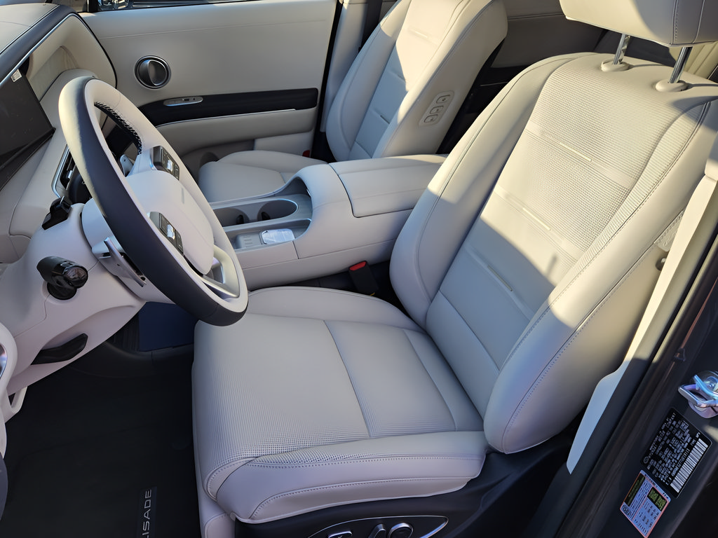 New 2026 Hyundai Palisade Calligraphy AWD/4WD image 13