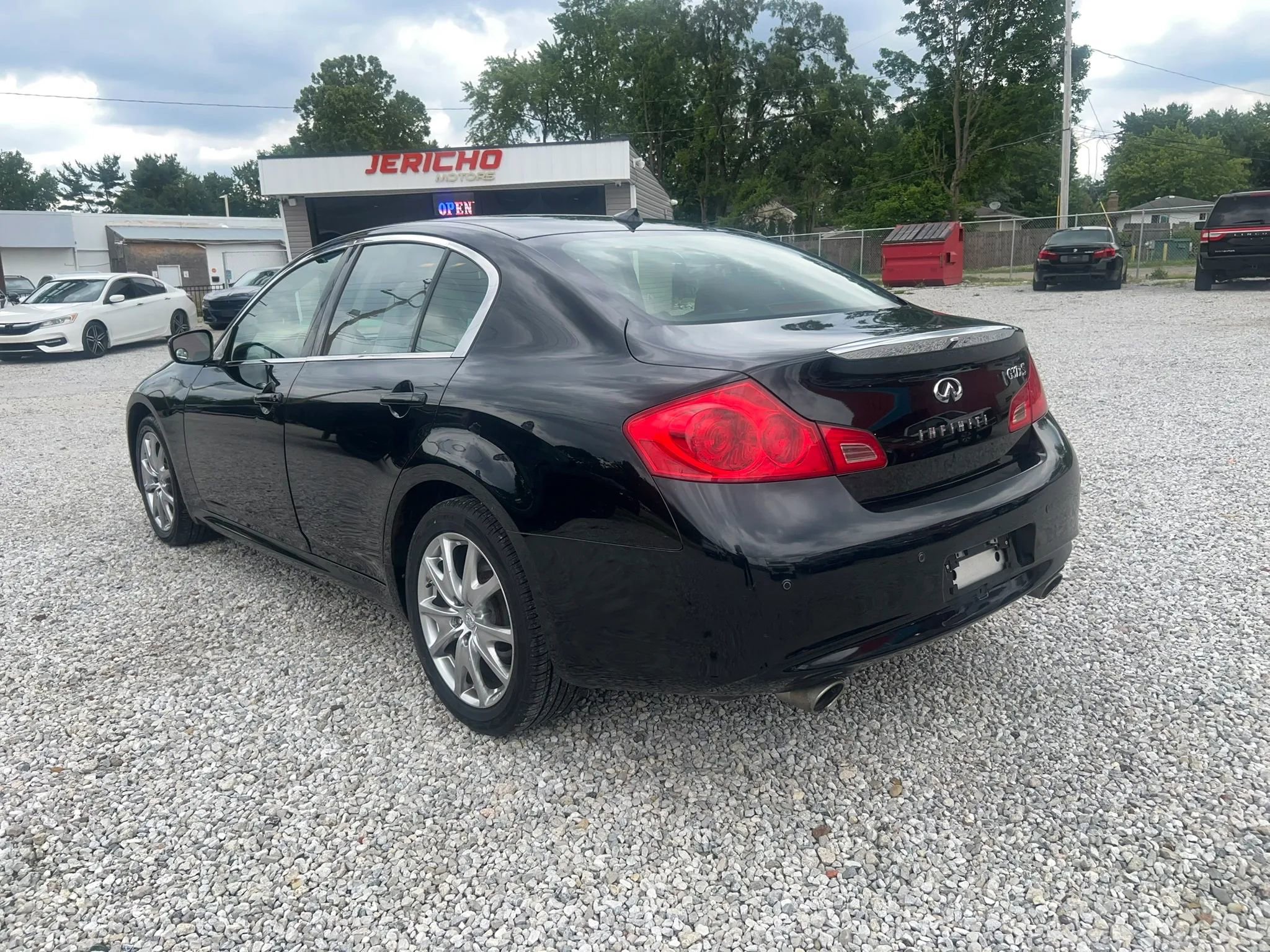 Used 2012 INFINITI G37 x Sedan w/ Premium Pkg AWD/4WD image 7