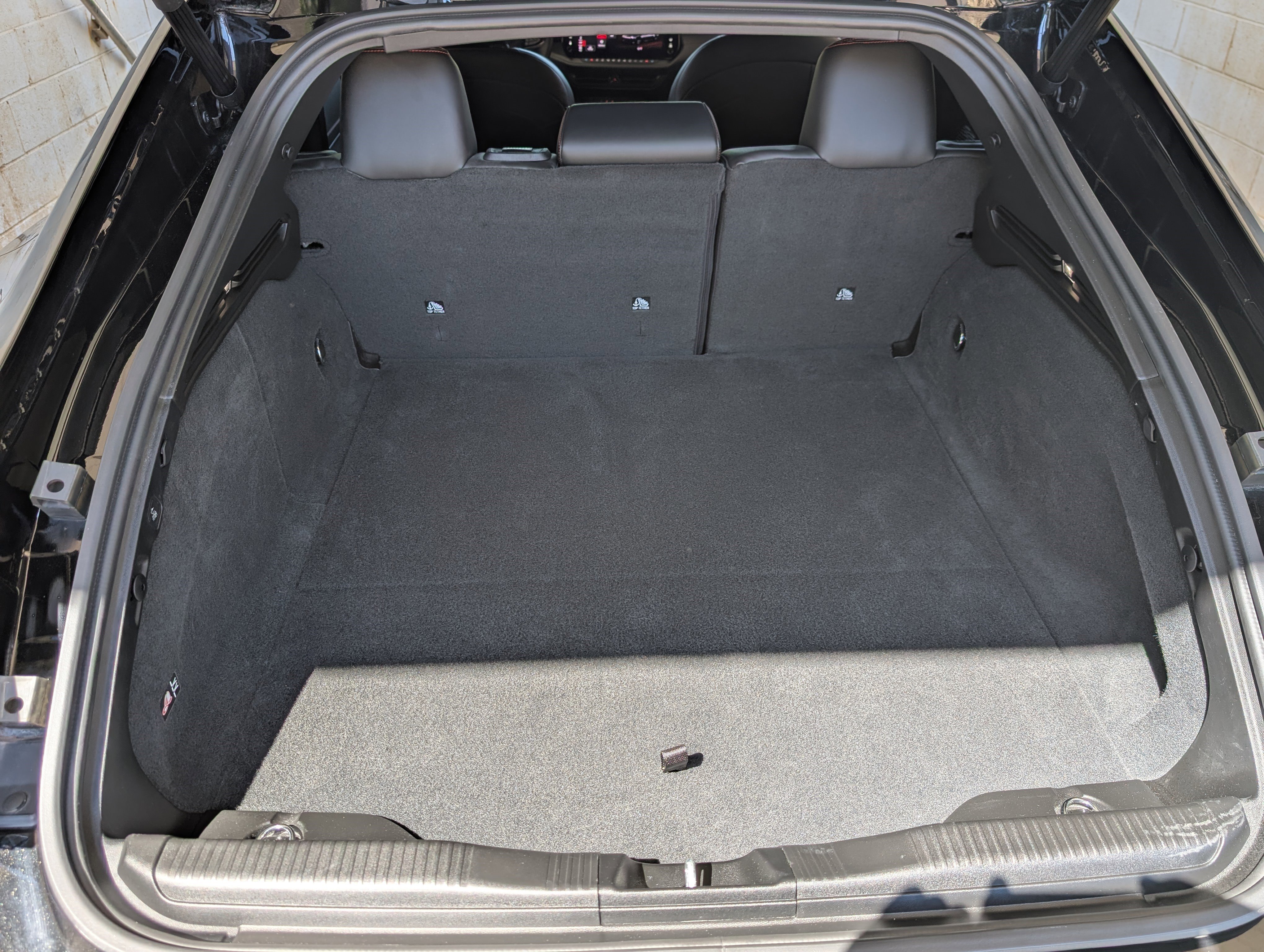 Used 2024 Dodge Charger R/T w/ Plus Group image 17