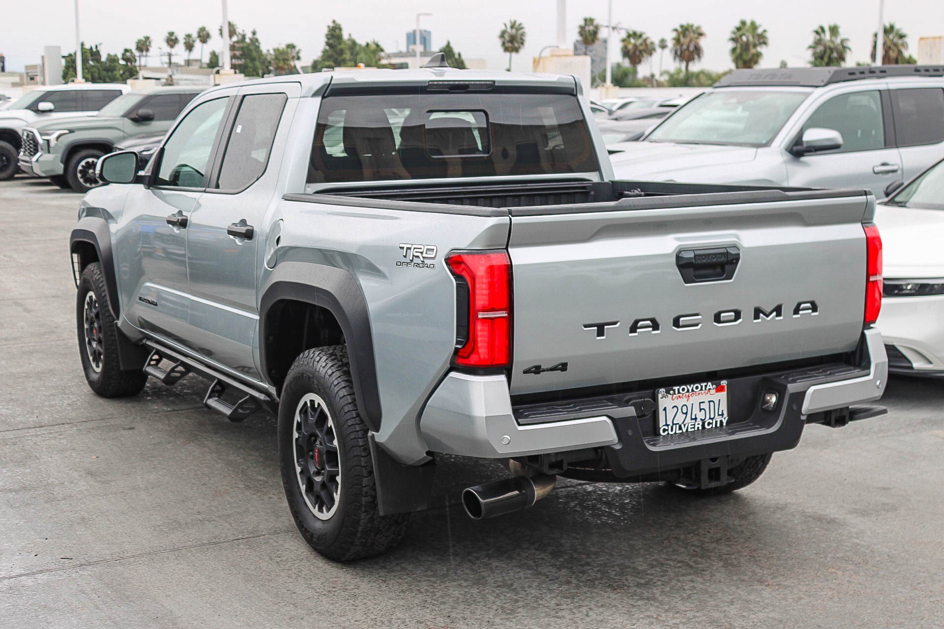 Used 2024 Toyota Tacoma TRD Off-Road image 7