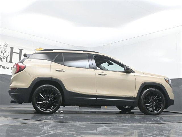 Used 2023 GMC Terrain SLT w/ Elevation Edition image 52