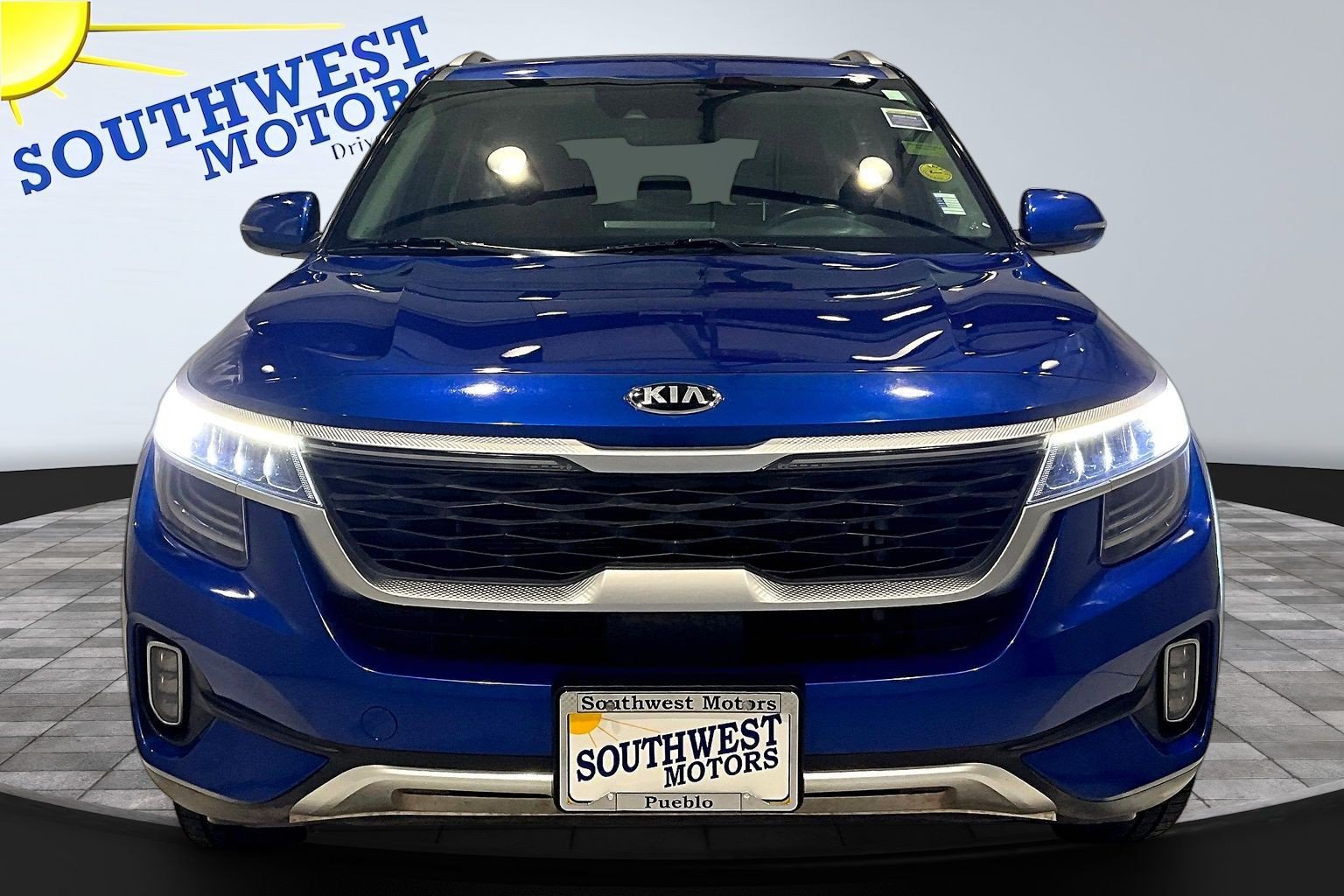 Used 2021 Kia Seltos SX AWD/4WD image 2