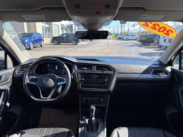 Used 2022 Volkswagen Tiguan SE FWD image 26