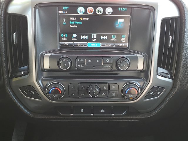 Used 2017 Chevrolet Silverado 1500 LT w/ All Star Edition AWD/4WD image 26