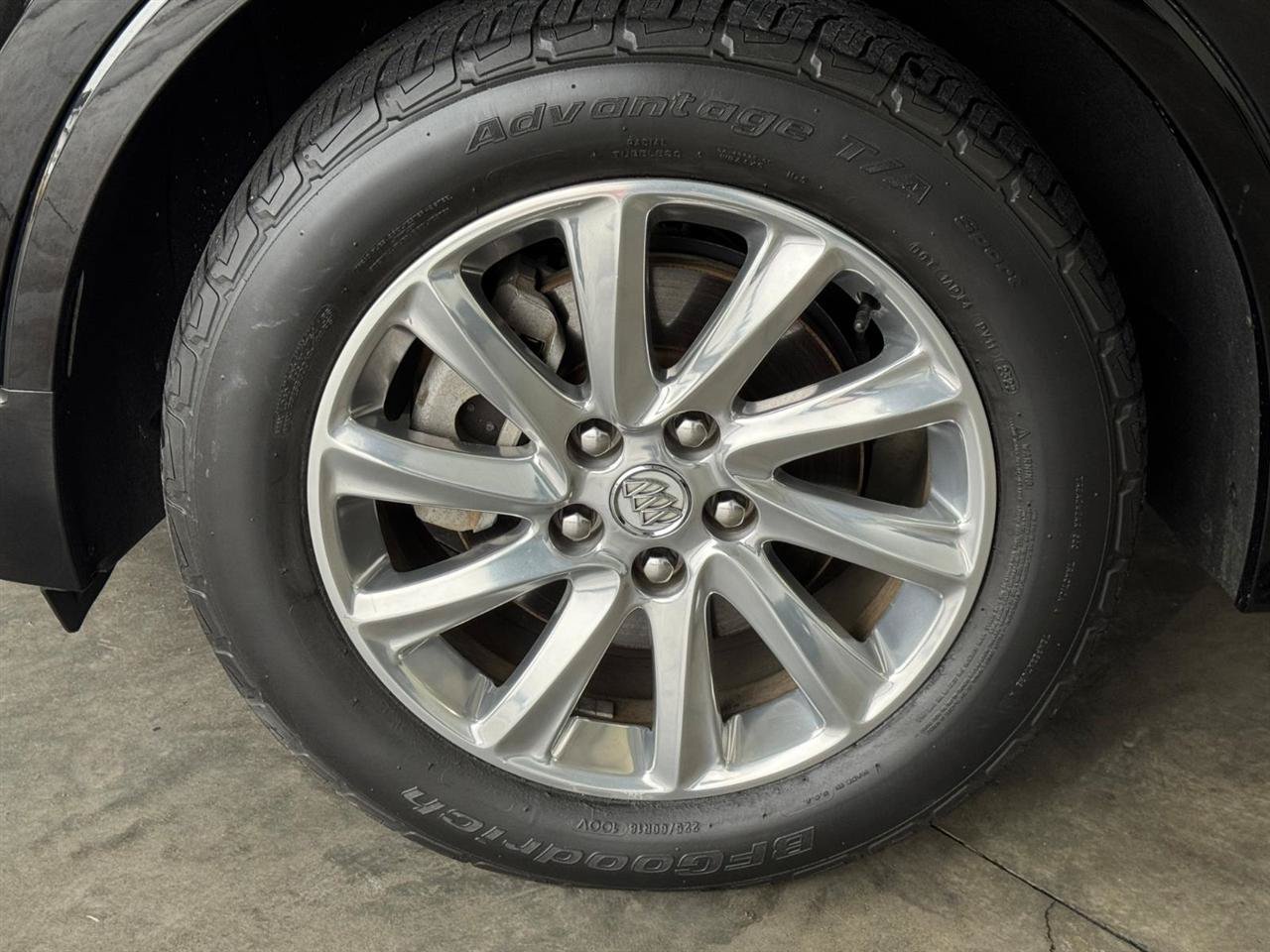 Used 2020 Buick Envision Essence AWD/4WD image 36