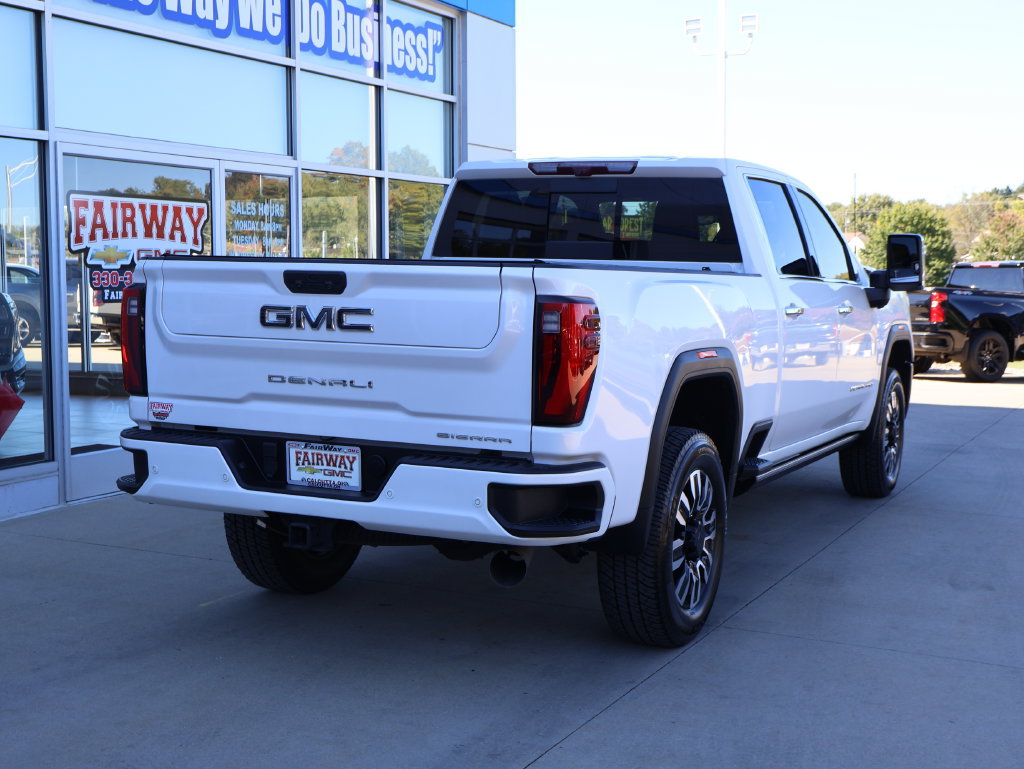 Certified 2024 GMC Sierra 2500 Denali Ultimate AWD/4WD image 3