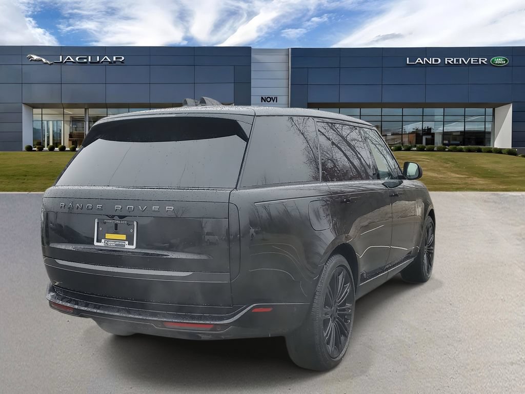 New 2026 Land Rover Range Rover Long Wheelbase SE AWD/4WD image 3