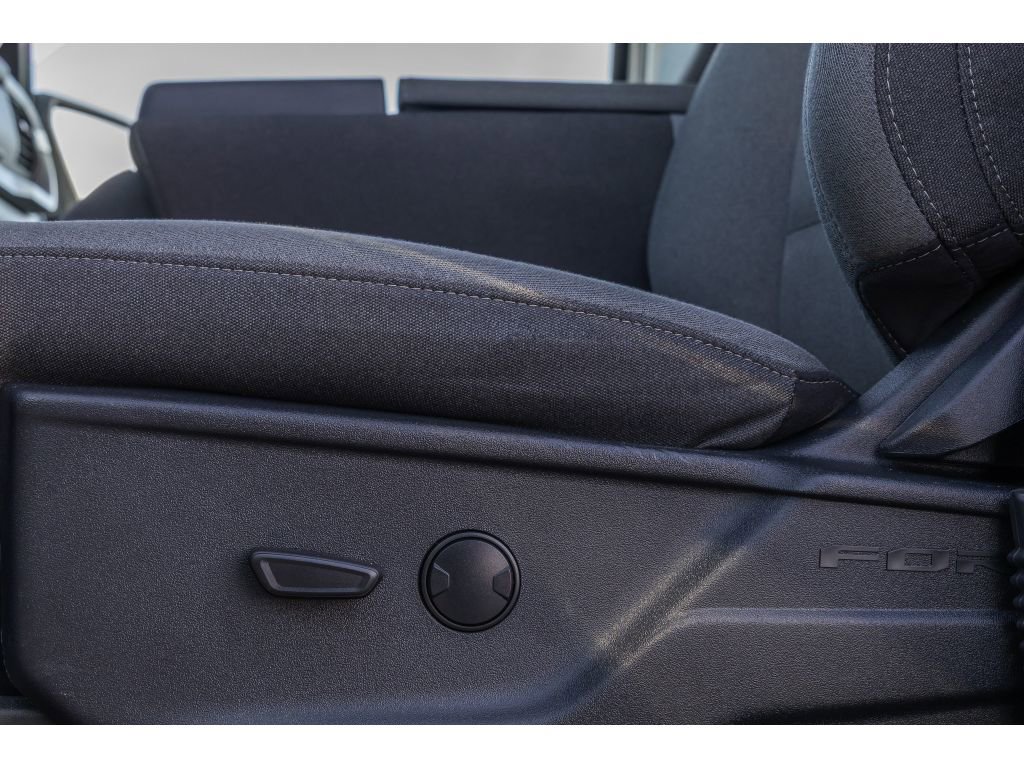 Used 2025 Ford F150 XLT w/ Equipment Group 301A Standard image 16