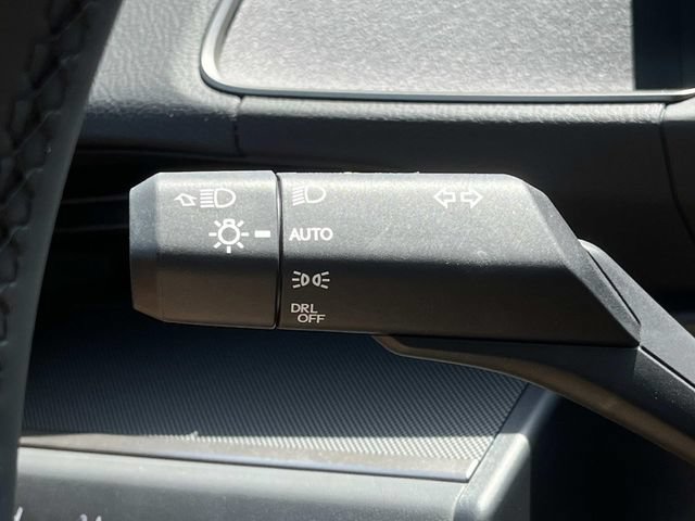 New 2026 Lexus ES 350e FWD image 38