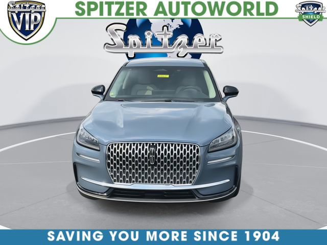 Used 2025 Lincoln Corsair AWD image 3