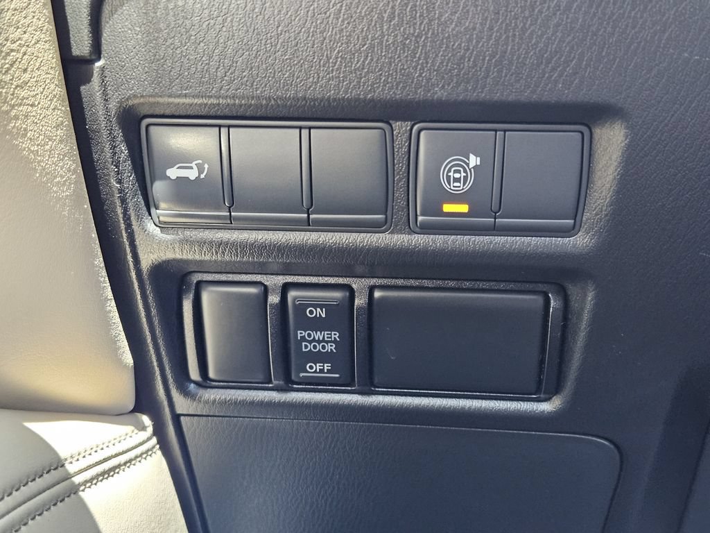 Used 2022 Nissan Armada SL AWD/4WD image 22