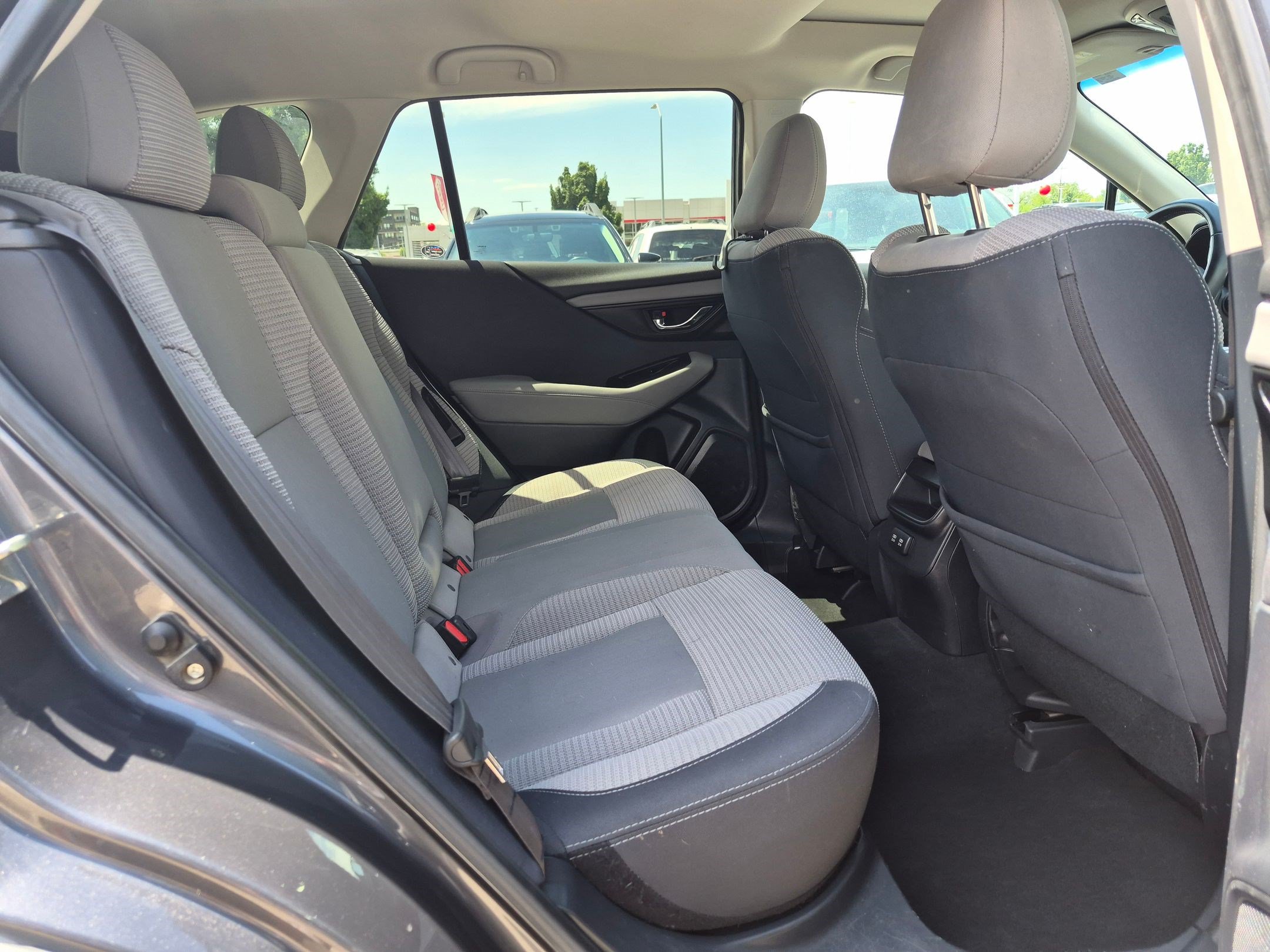 Used 2020 Subaru Outback Premium w/ Popular Package #1 AWD/4WD image 31
