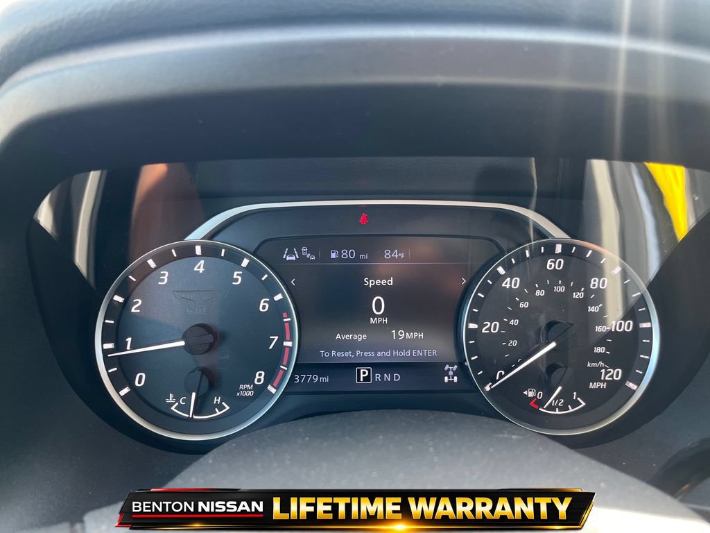 Used 2024 Nissan Titan SV w/ SV Convenience Package AWD/4WD image 14