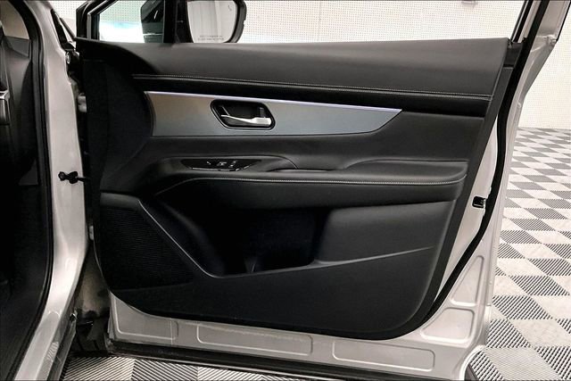 Used 2025 Nissan Murano SL image 22