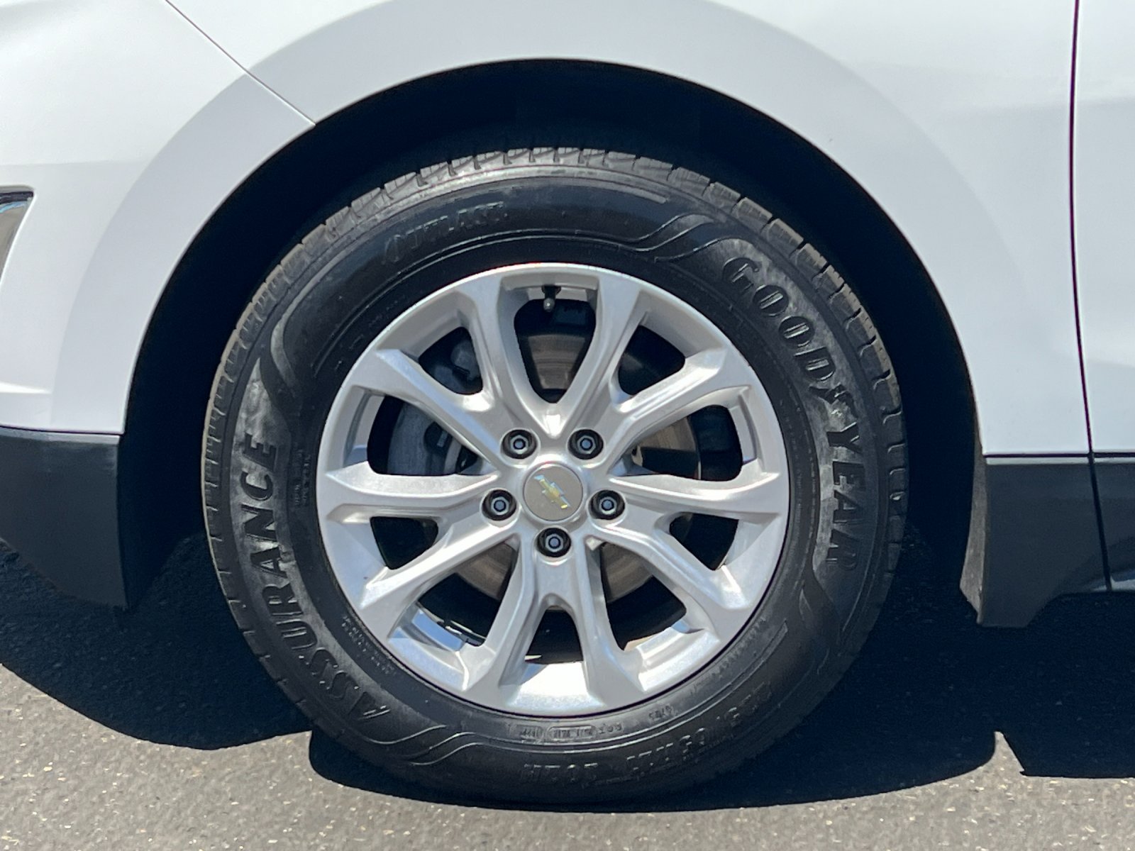 Used 2020 Chevrolet Equinox LS w/ LS Convenience Package FWD image 26