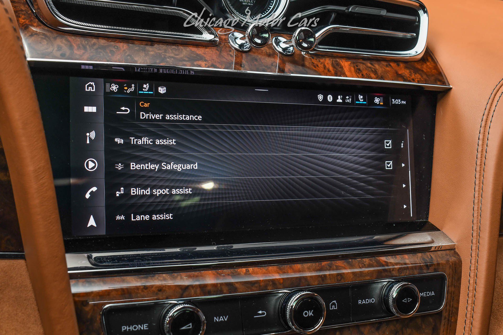 Used 2022 Bentley Bentayga Speed AWD/4WD image 19