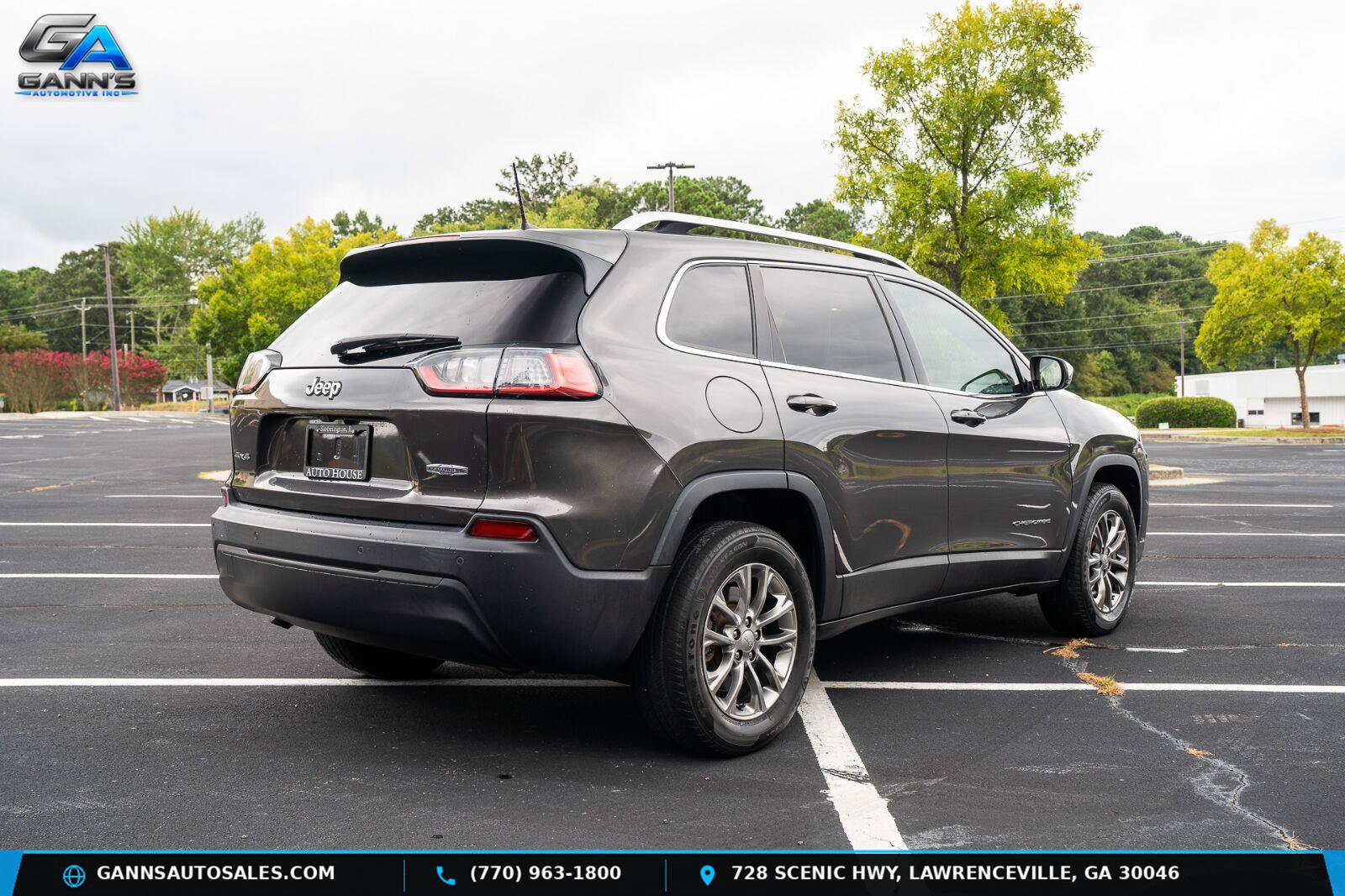 Used 2019 Jeep Cherokee Latitude Plus w/ Comfort/Convenience Group AWD/4WD image 9