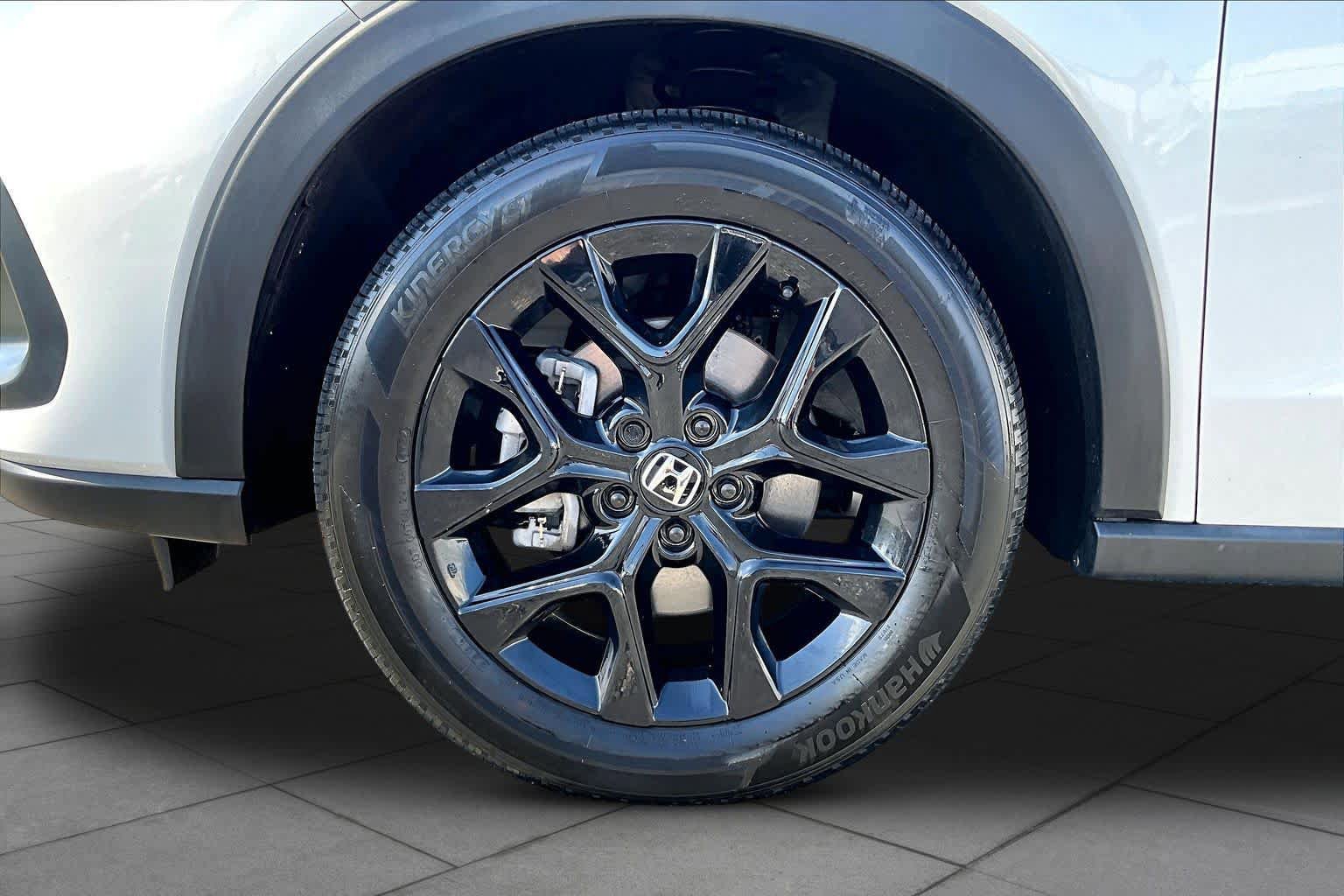 Used 2023 Honda HR-V Sport image 11