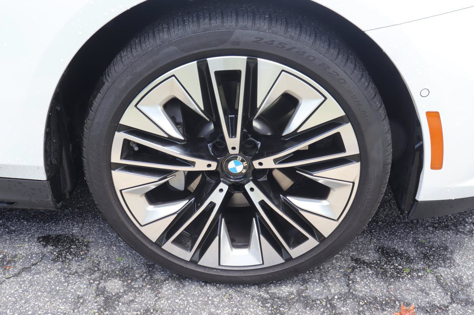Used 2026 BMW 530i RWD image 41
