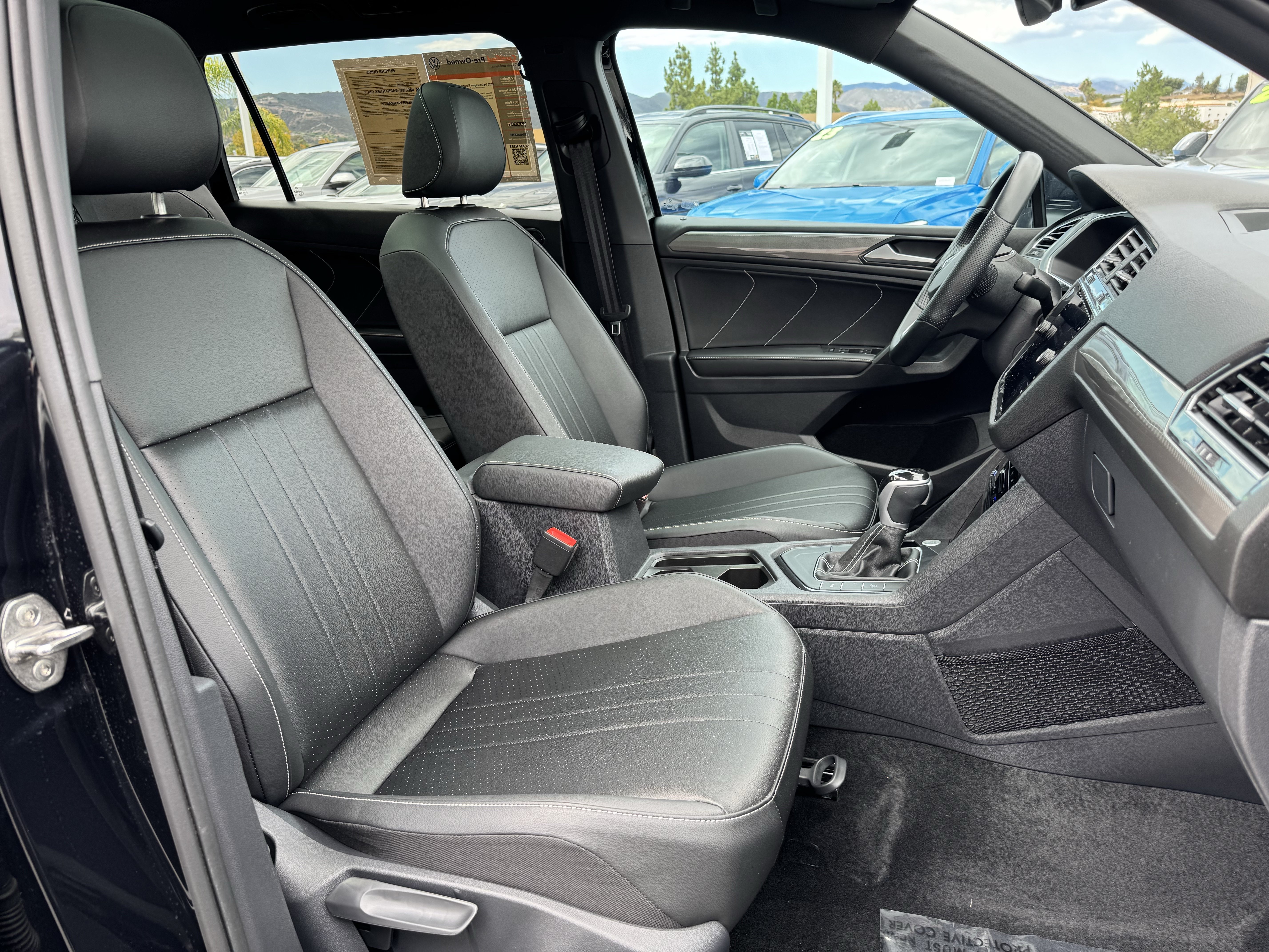 Used 2023 Volkswagen Tiguan SE R-Line FWD image 35