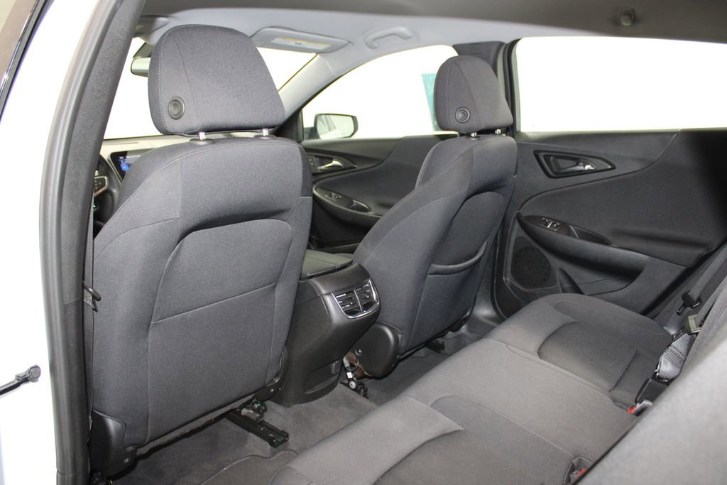 Used 2023 Chevrolet Malibu LT image 23