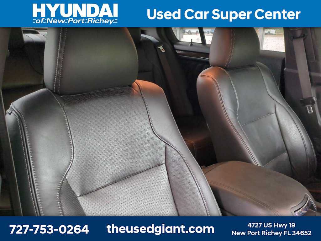 Used 2015 Ford Taurus Limited w/ Equipment Group 301A FWD image 6